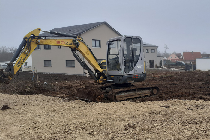 Bagger im Einsatz: Erdarbeiten